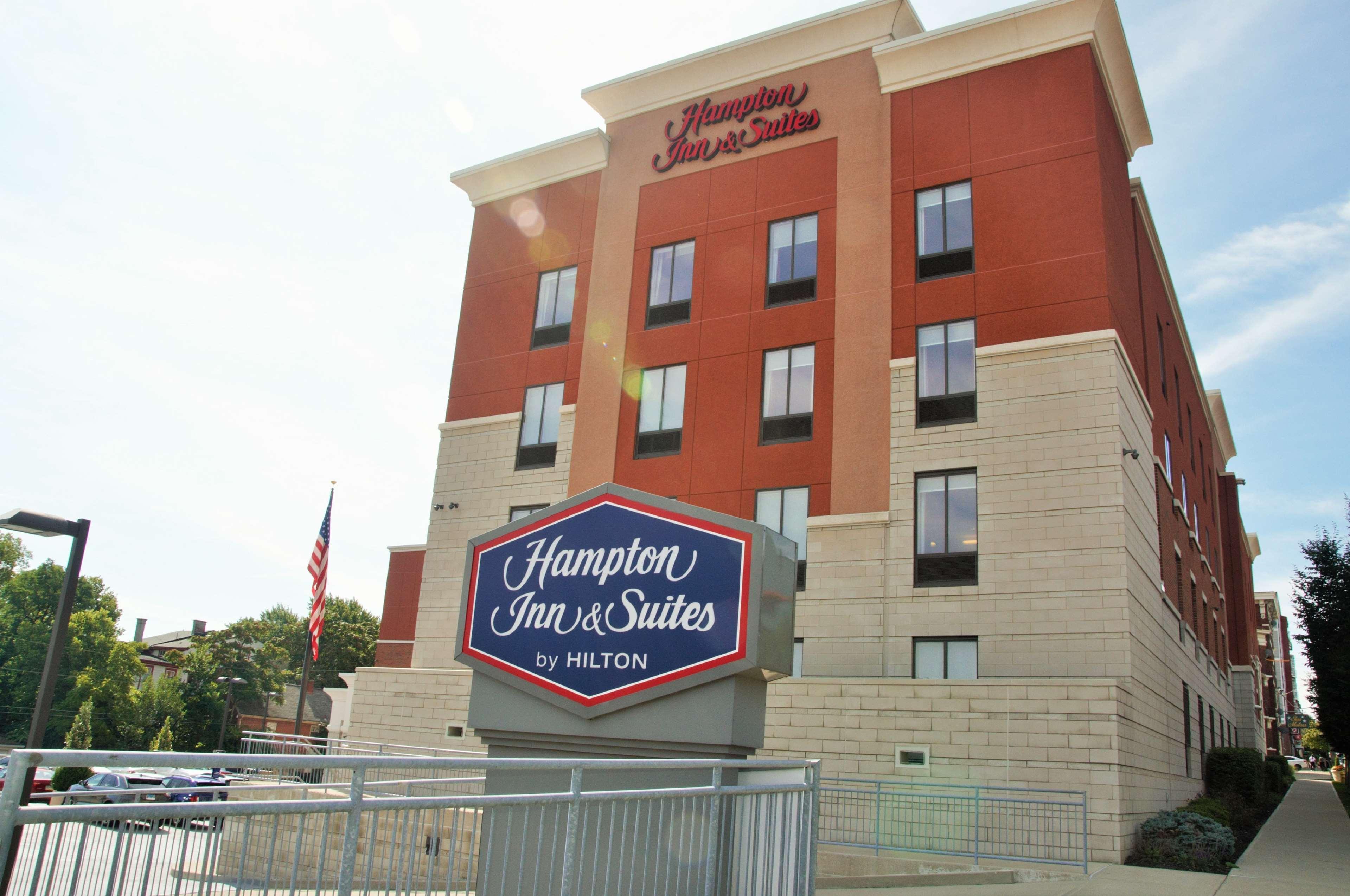 Hampton Inn & Suites Cincinnati / Uptown - University Area Exterior foto